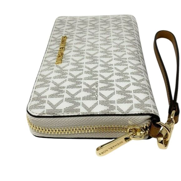 MICHAEL KORS JET SET TRAVEL WALLET IN VANILLA - Picture 4 of 6
